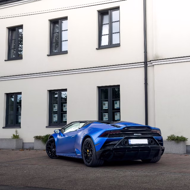 Lamborghini Huracán — front ¾, rental in Warsaw