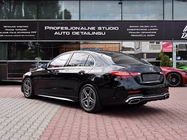 Mercedes C-class — przód ¾, wynajem w Warszawie