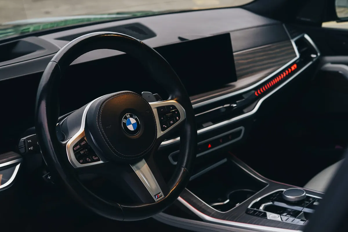 BMW X7 40i — фото 3