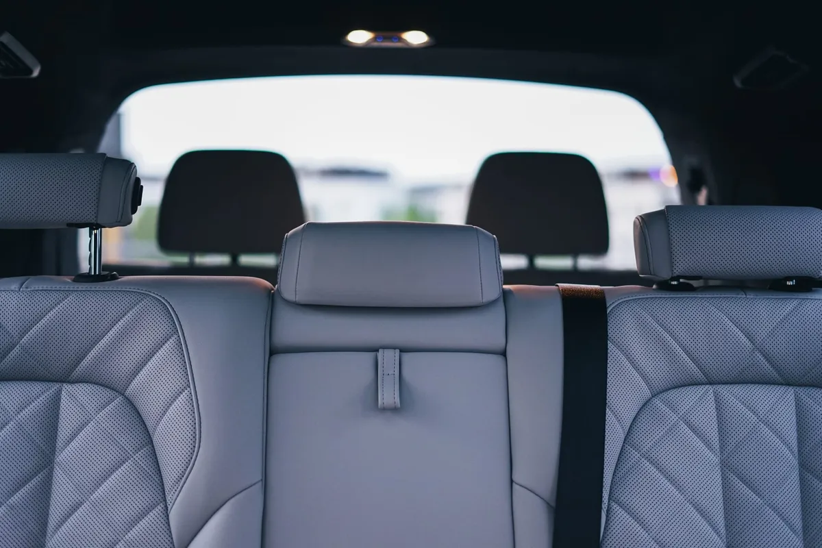 BMW X7 40i — фото 26