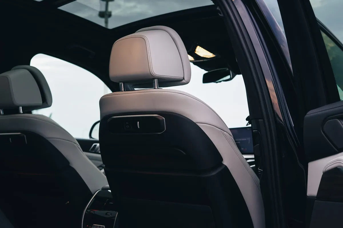 BMW X7 40i — фото 6