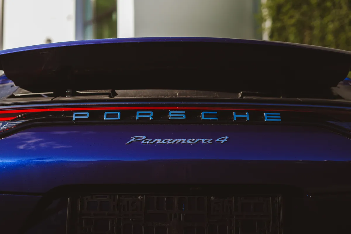 Porsche Panamera 4 — фото 10